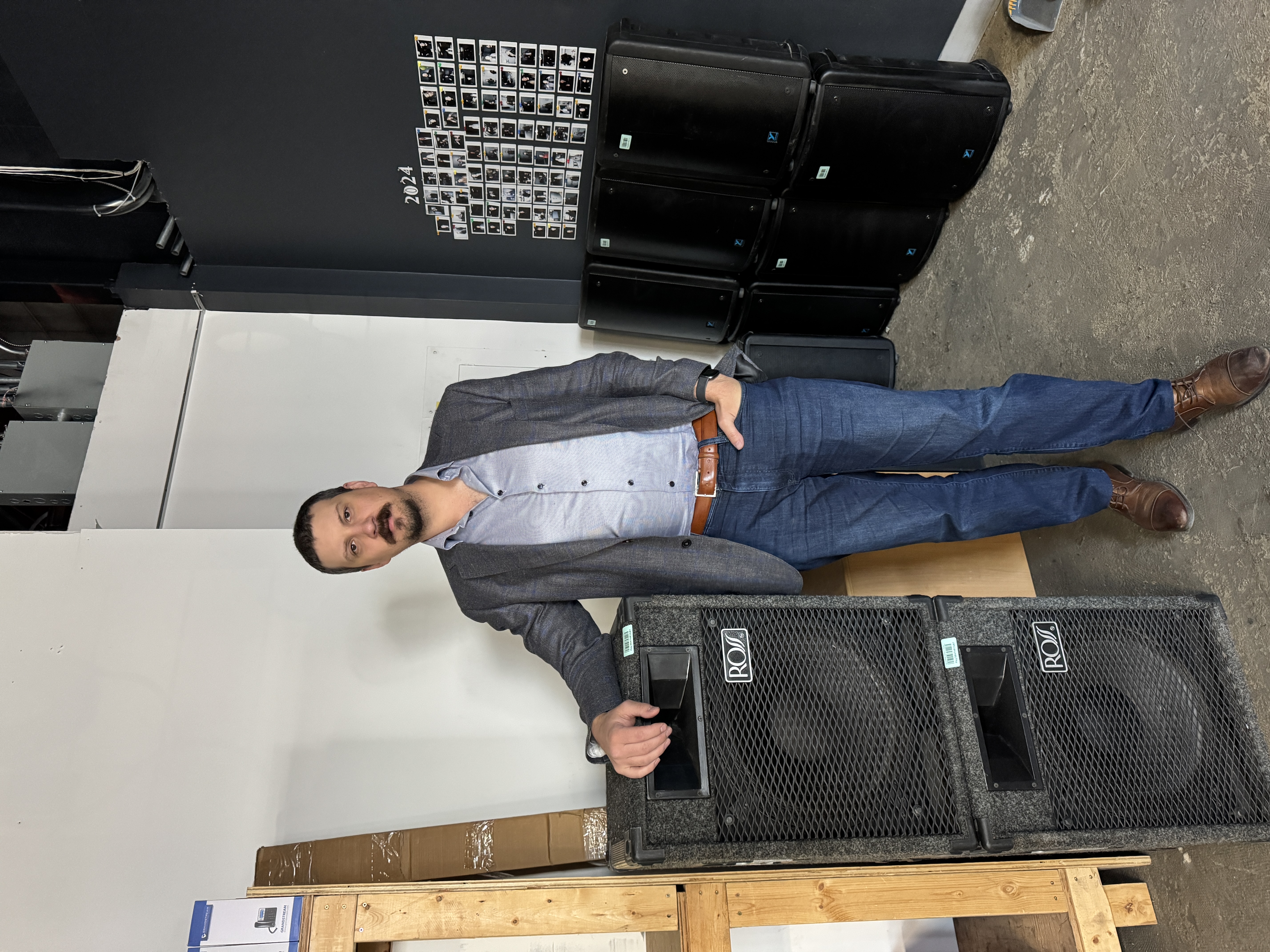 Restoring Electronics and Vintage Speakers: Preserving Sound, Craftsmanship, and History